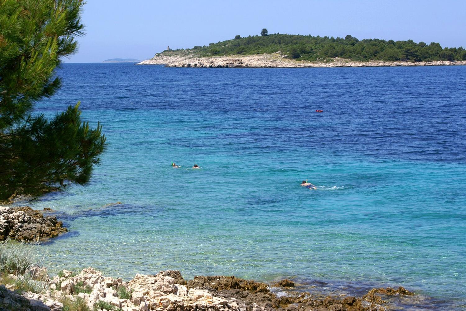 Apartments By The Sea Bilo, Primosten - 4191 Екстериор снимка